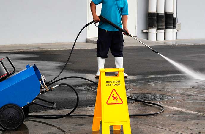 Power Washing Outdoor Cleaning