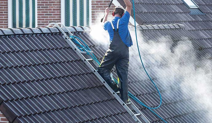 Power wash roof cleaning service